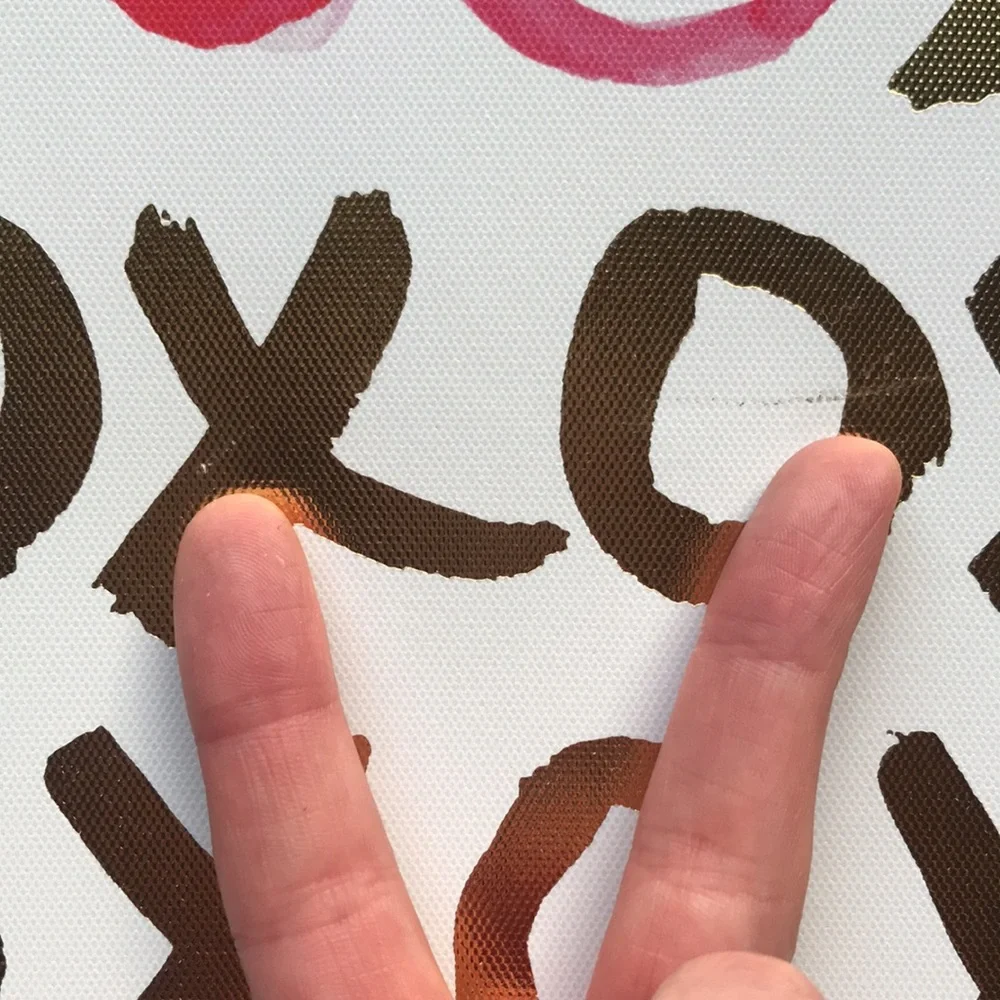 Pink and Gold “XOXO” Wall Decoration - Picture 4 of 4